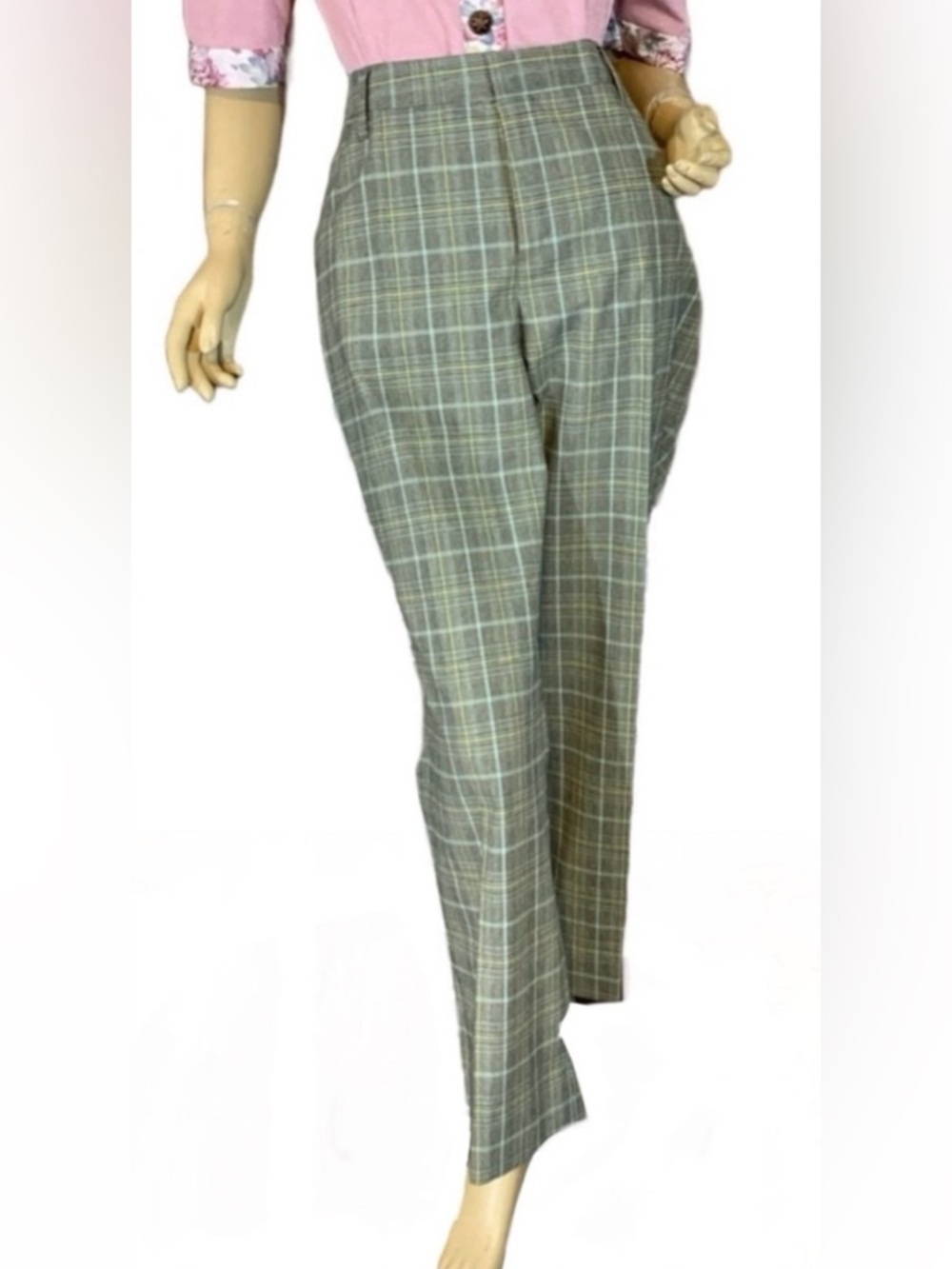 CATO WOMAN GRAY, BLUE & YELLOW PLAID FLARE LEG TROUSERS (18W)